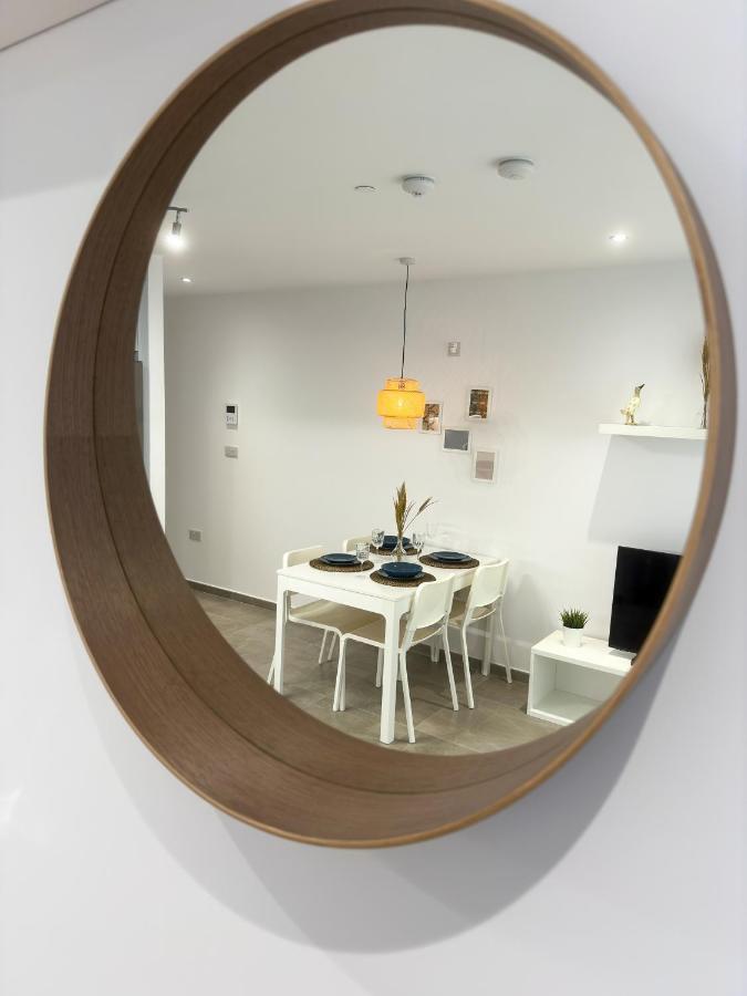 Brand New - Massive Studio - E1 - Self Catering 直布罗陀 外观 照片