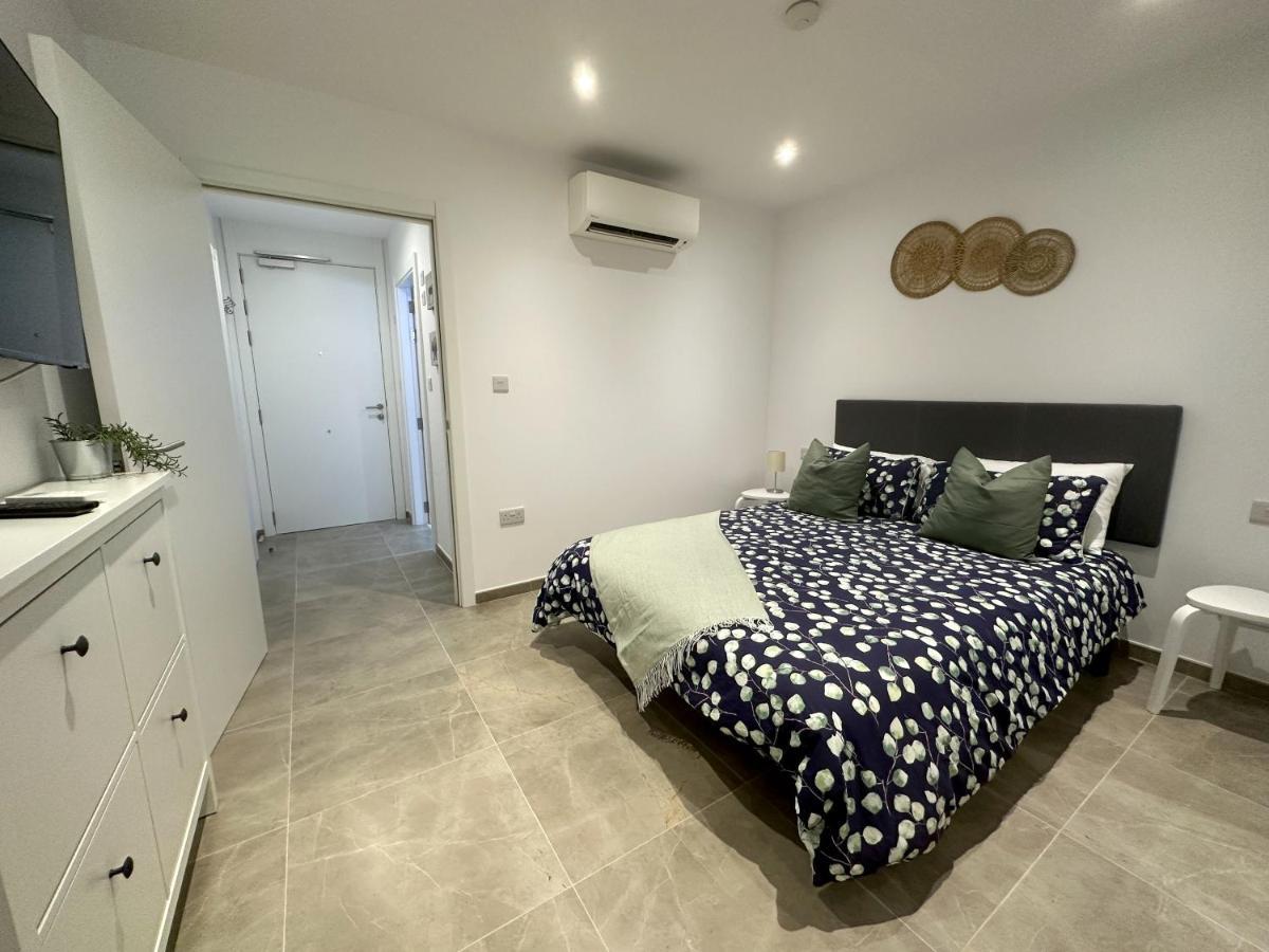 Brand New - Massive Studio - E1 - Self Catering 直布罗陀 外观 照片