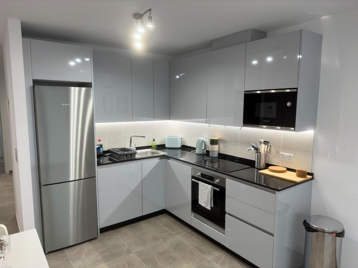 Brand New - Massive Studio - E1 - Self Catering 直布罗陀 外观 照片